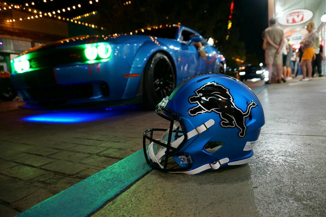 Full Size NFL Helmets