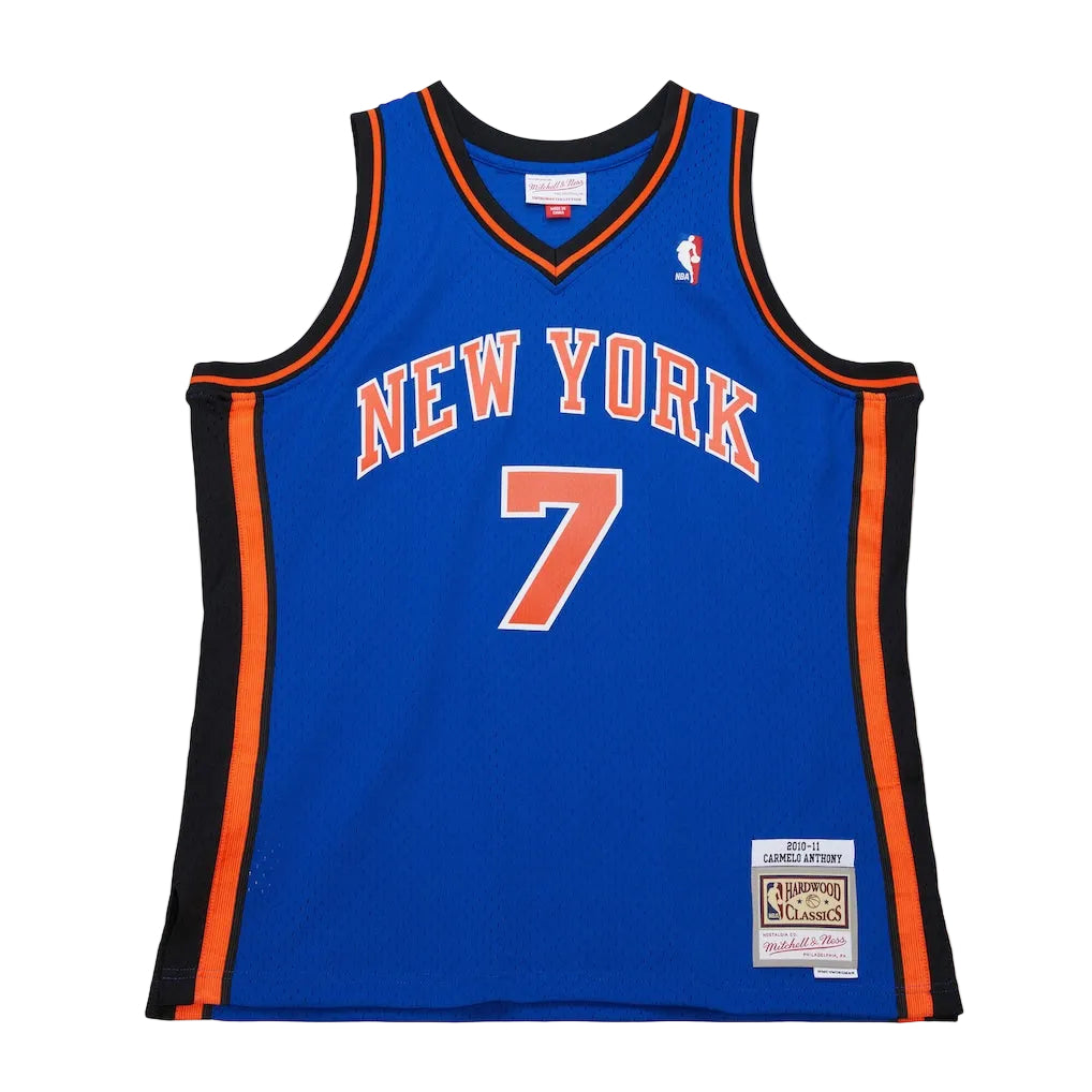 New York Knicks Carmelo Anthony Mitchell & Ness Swingman jersey