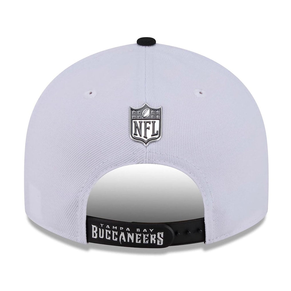 Tampa Bay Buccaneers New Era White/Black 2026 NFL Draft Pre-Curved 9FIFTY Snapback