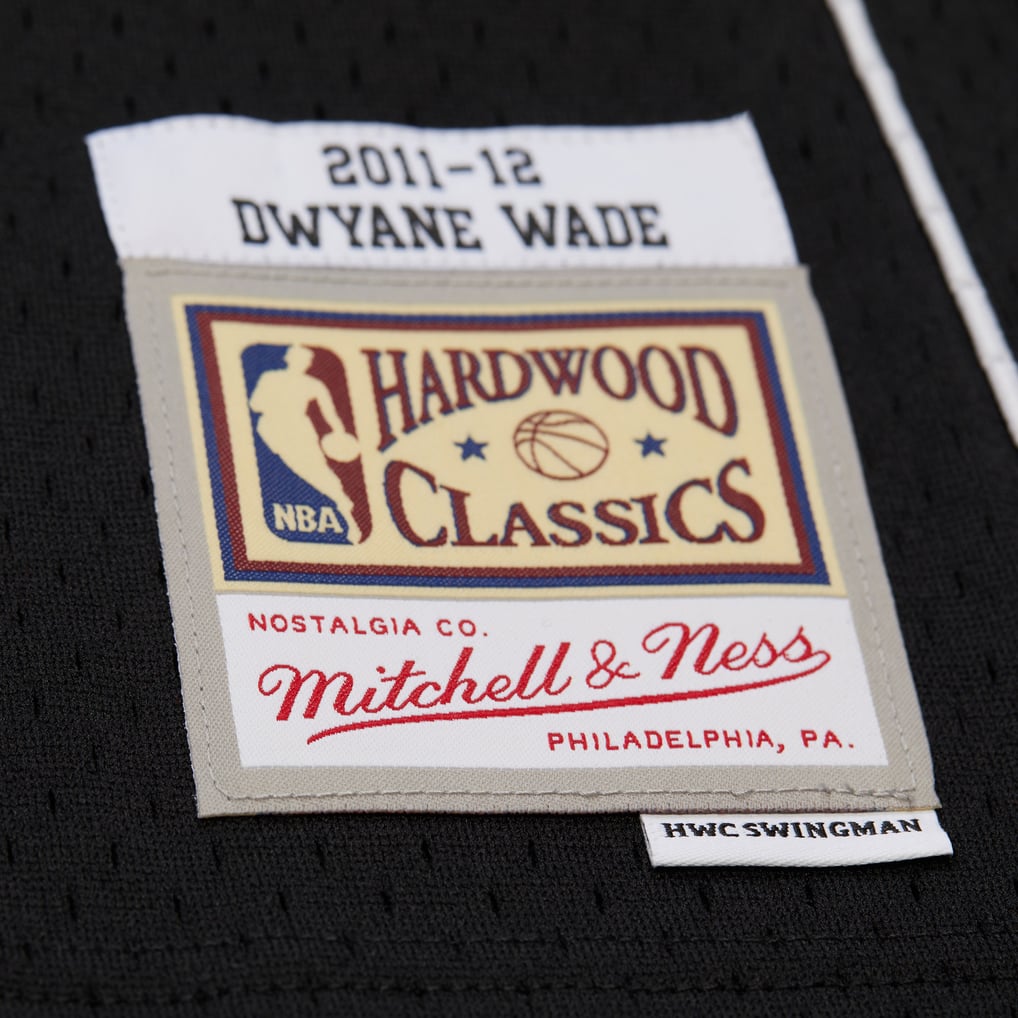 Miami Heat Dwayne Wade 2011-12 Black Alternate Mitchell & Ness Swingman jersey